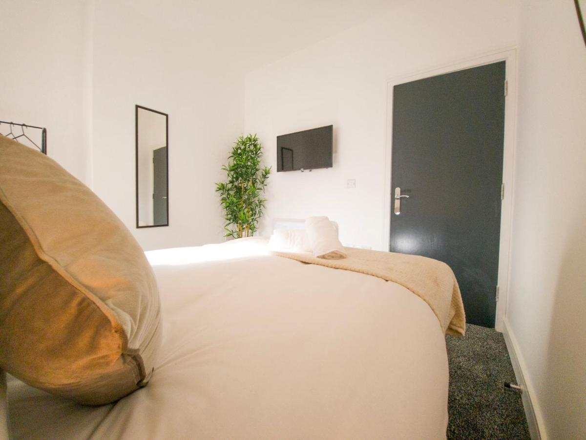Principality Suites; One Bed By Promise Apartment Cardiff